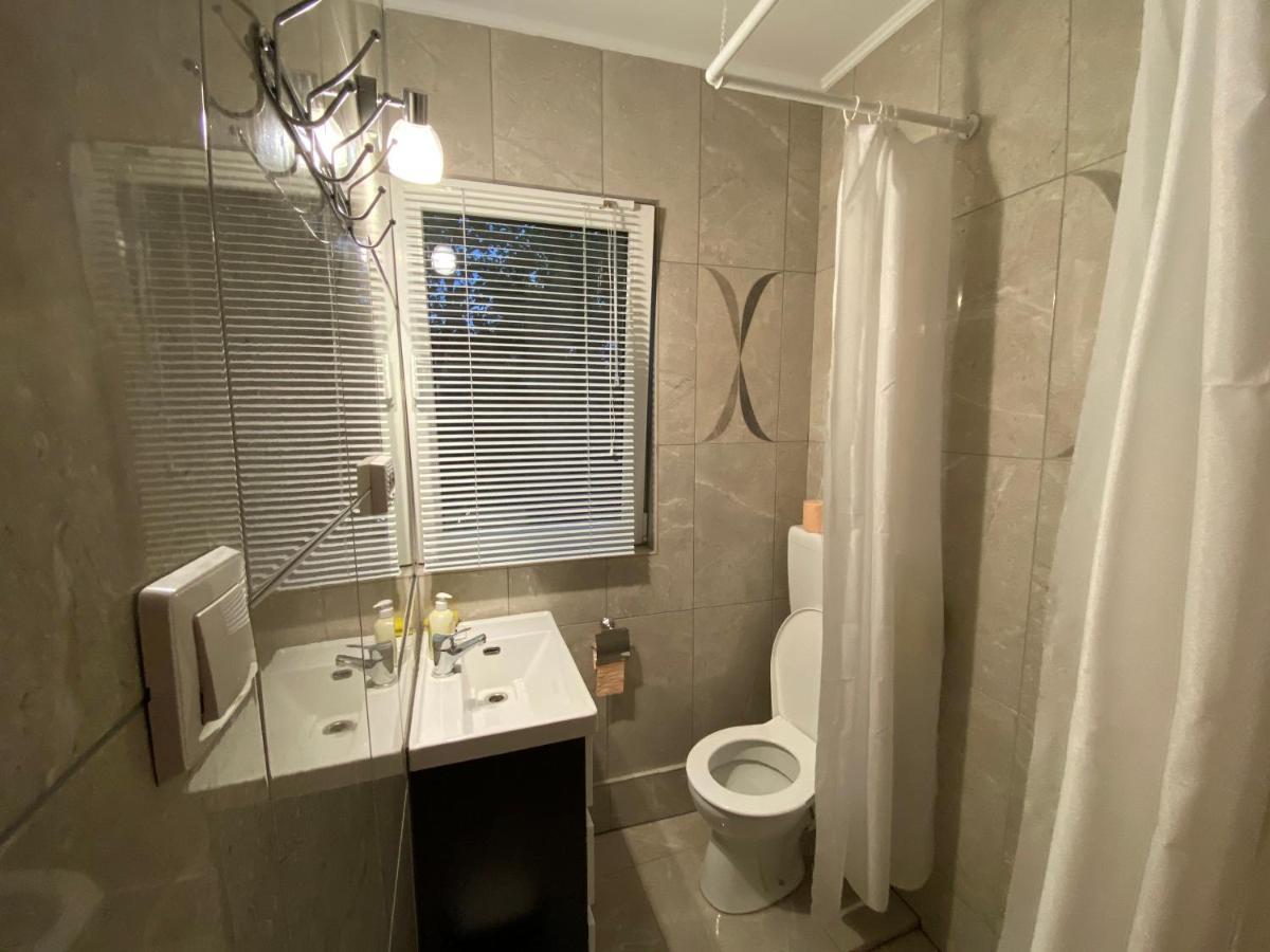 Отель Vila Eszter Совата Экстерьер фото
